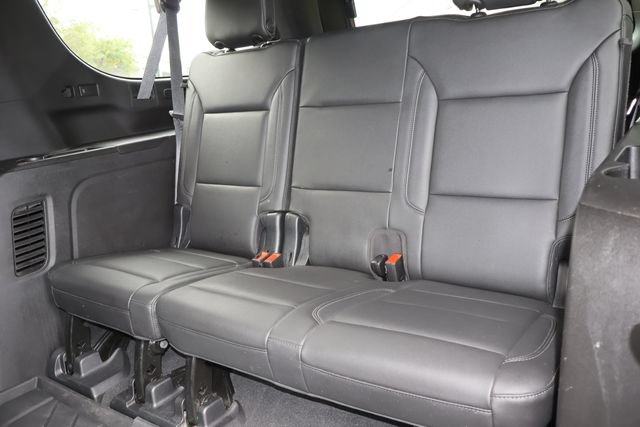 Used 2021 Chevrolet Suburban LT w/ LT Signature Package RWD image 14