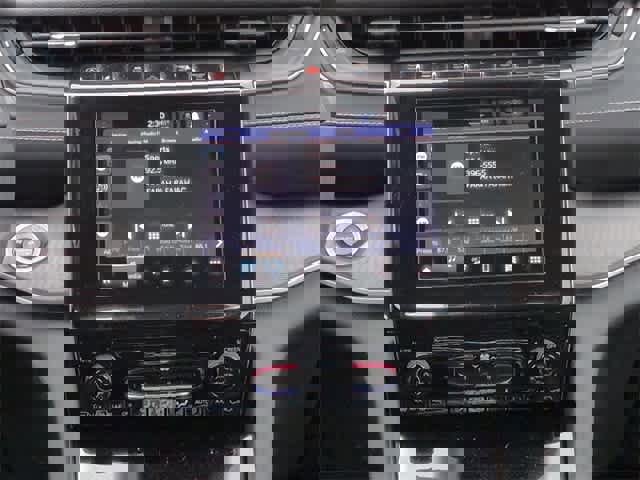 Used 2023 Jeep Grand Cherokee L Laredo image 27