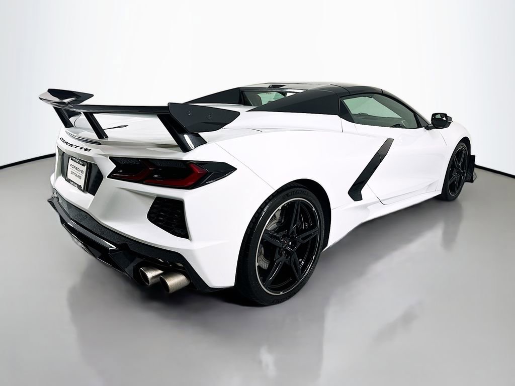 Used 2023 Chevrolet Corvette Stingray Convertible w/ Z51 Performance Package RWD image 9