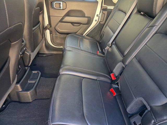 Used 2022 Jeep Wrangler Unlimited Sahara w/ Cold Weather Group AWD/4WD image 12