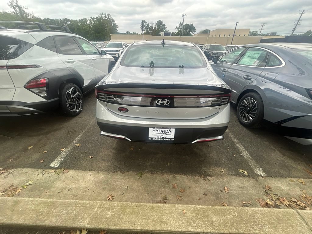 New 2026 Hyundai Sonata Blue FWD image 4