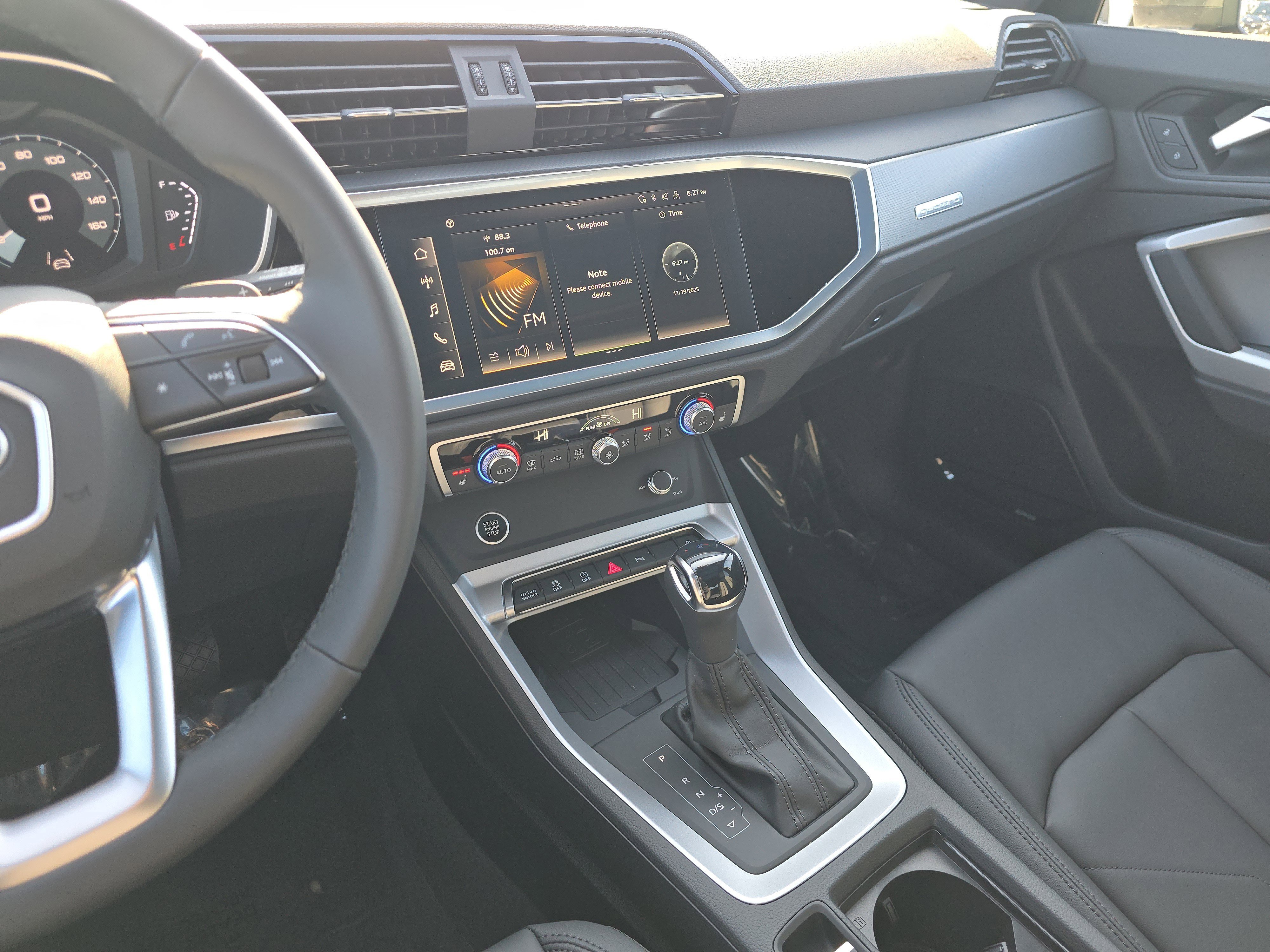 New 2025 Audi Q3 2.0T Premium image 22