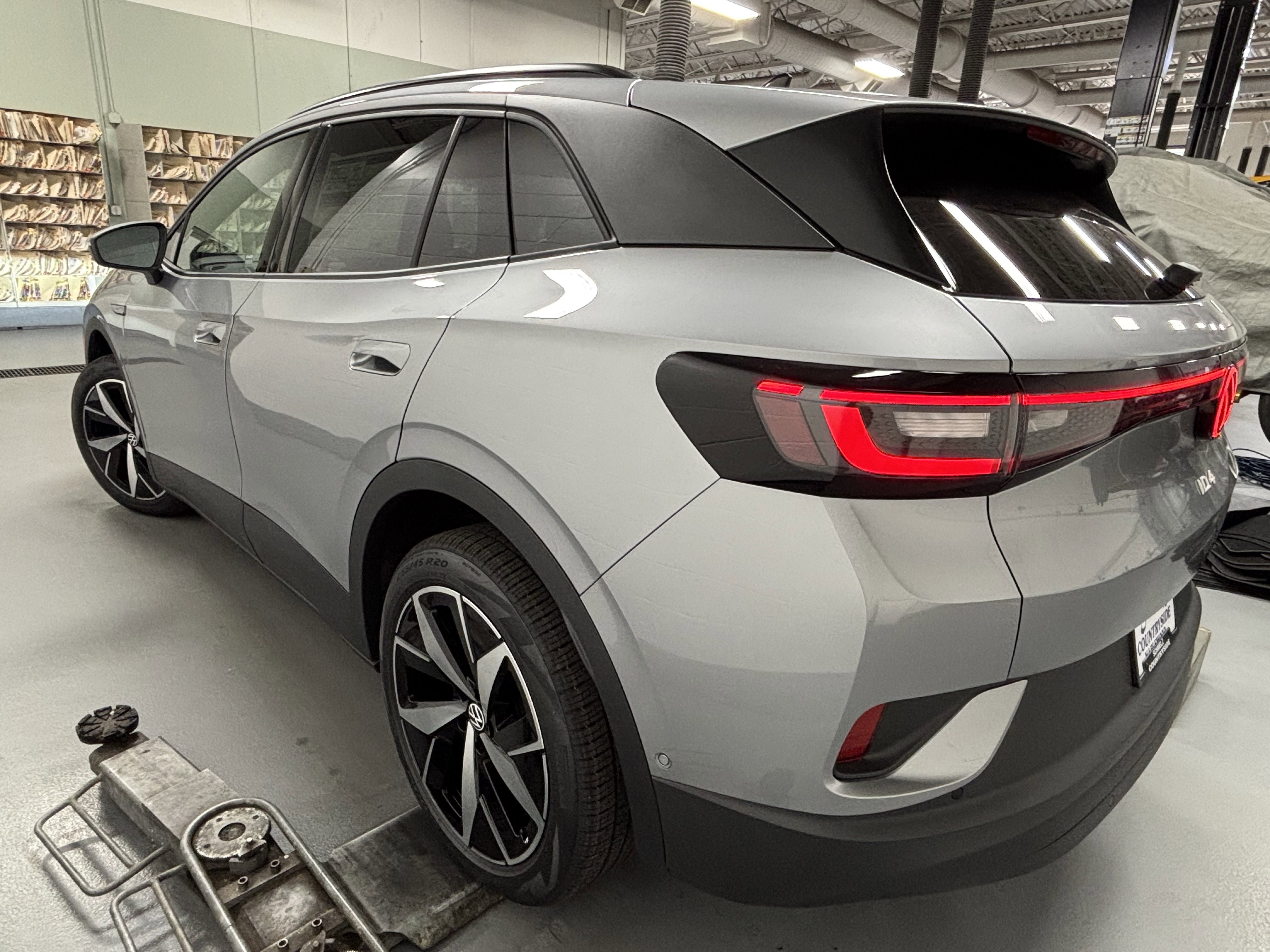 New 2025 Volkswagen ID.4 Pro S image 9