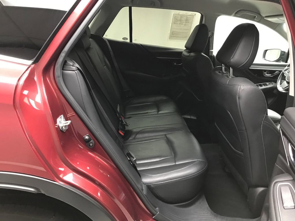 Used 2021 Subaru Outback Limited image 19