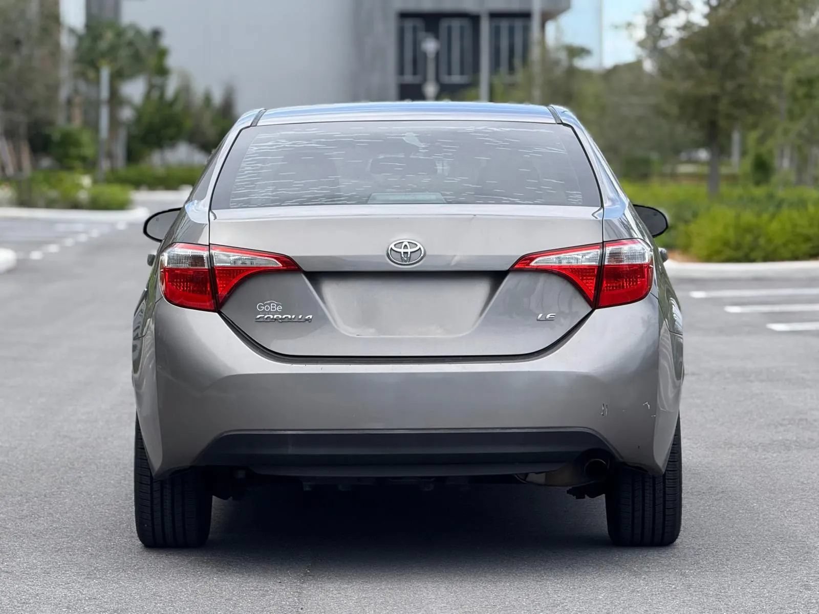 Used 2015 Toyota Corolla LE FWD image 8