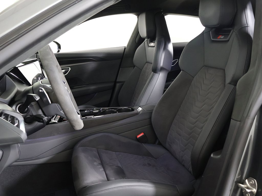 Used 2024 Audi RS e-tron GT w/ Carbon Performance Package image 30