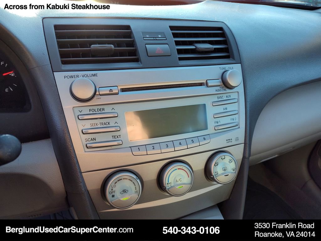 Used 2008 Toyota Camry LE image 24