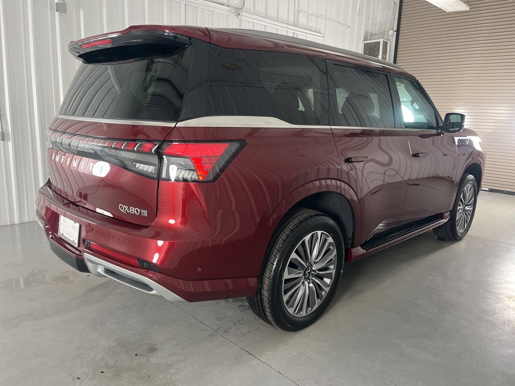 Certified 2025 INFINITI QX80 Sensory image 6