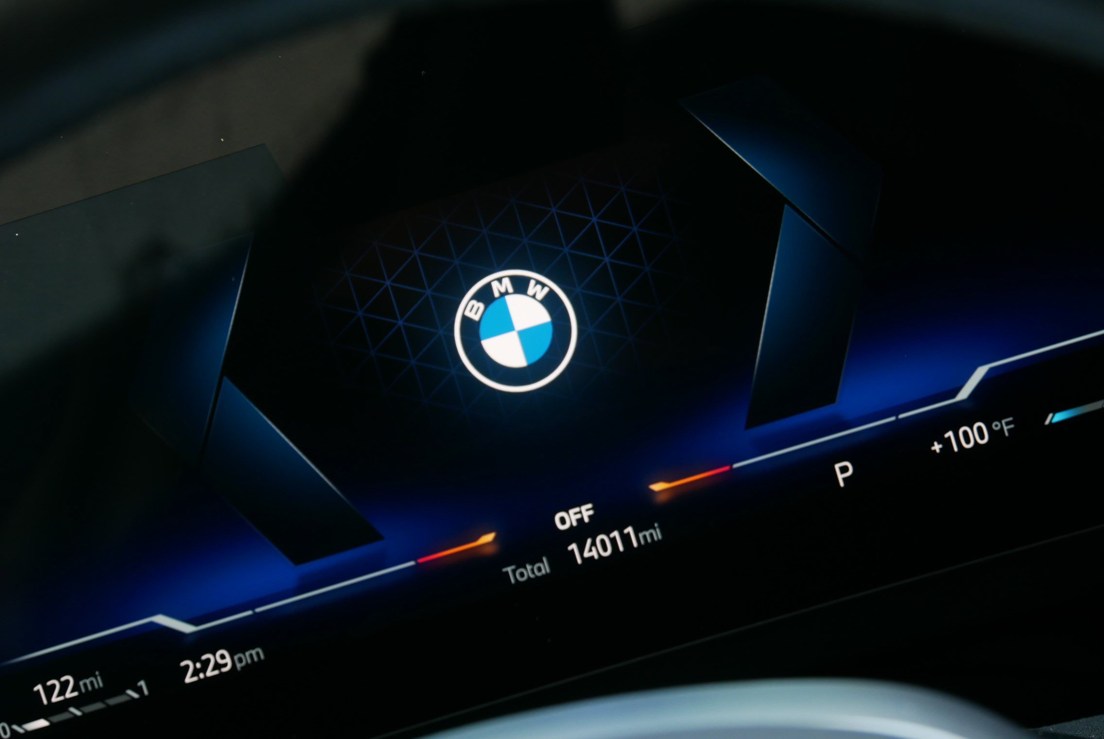 Certified 2026 BMW X2 xDrive28i AWD/4WD image 36