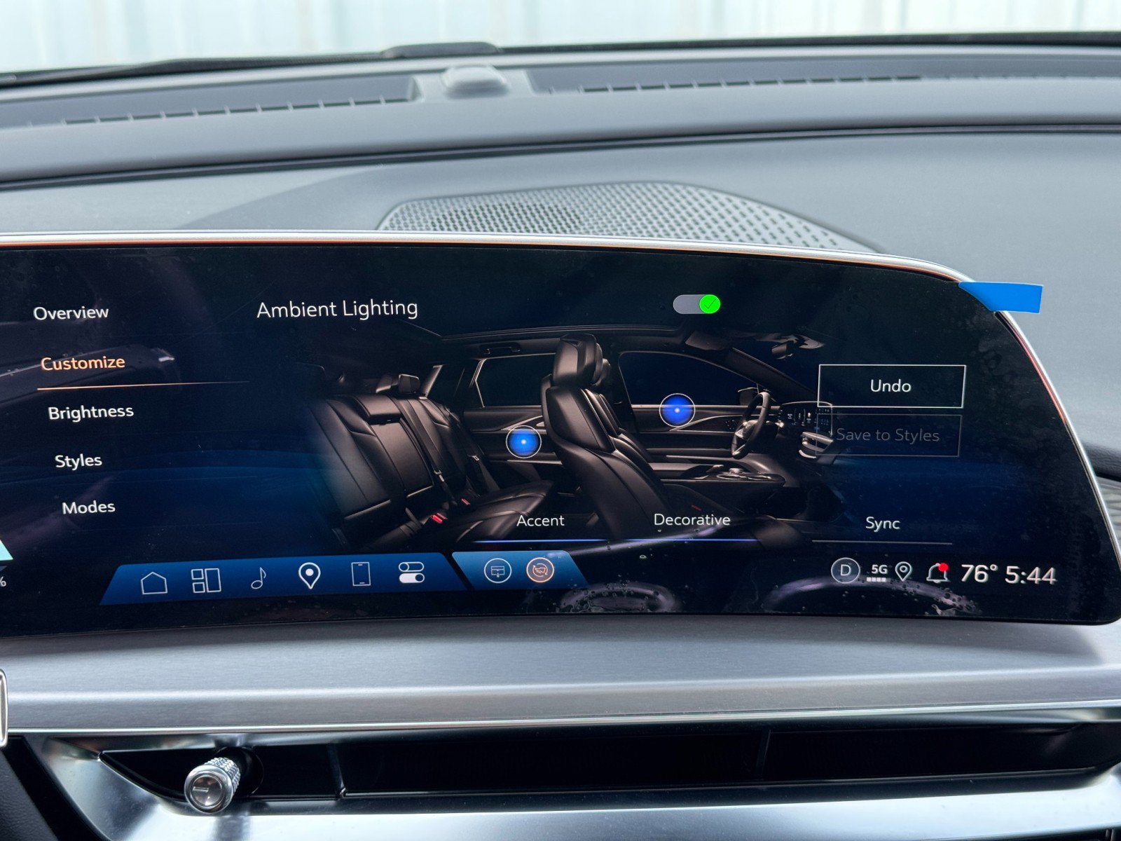 Used 2025 Cadillac Lyriq Luxury image 27