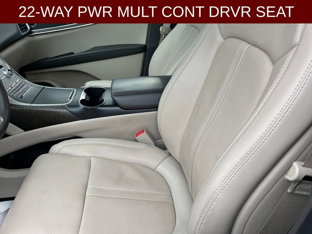 Used 2020 Lincoln Nautilus Reserve w/ Equipment Group 201A image 15