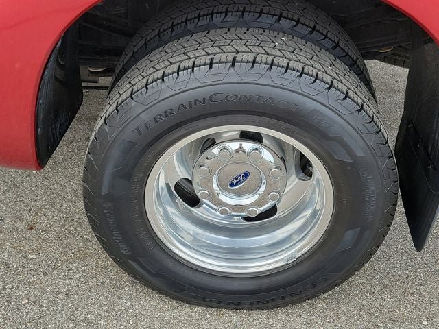 Used 2015 Ford F350 Lariat RWD image 25