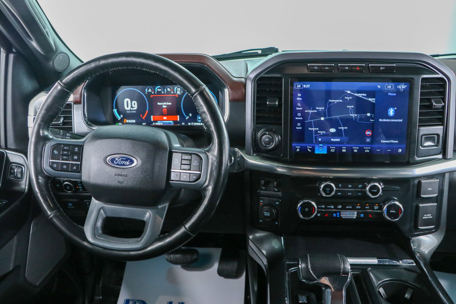 Used 2023 Ford F150 Lariat w/ Equipment Group 502A High AWD/4WD image 19