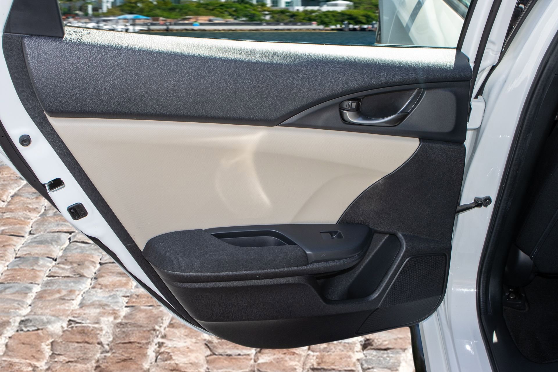 Certified 2018 Honda Civic Sport image 11