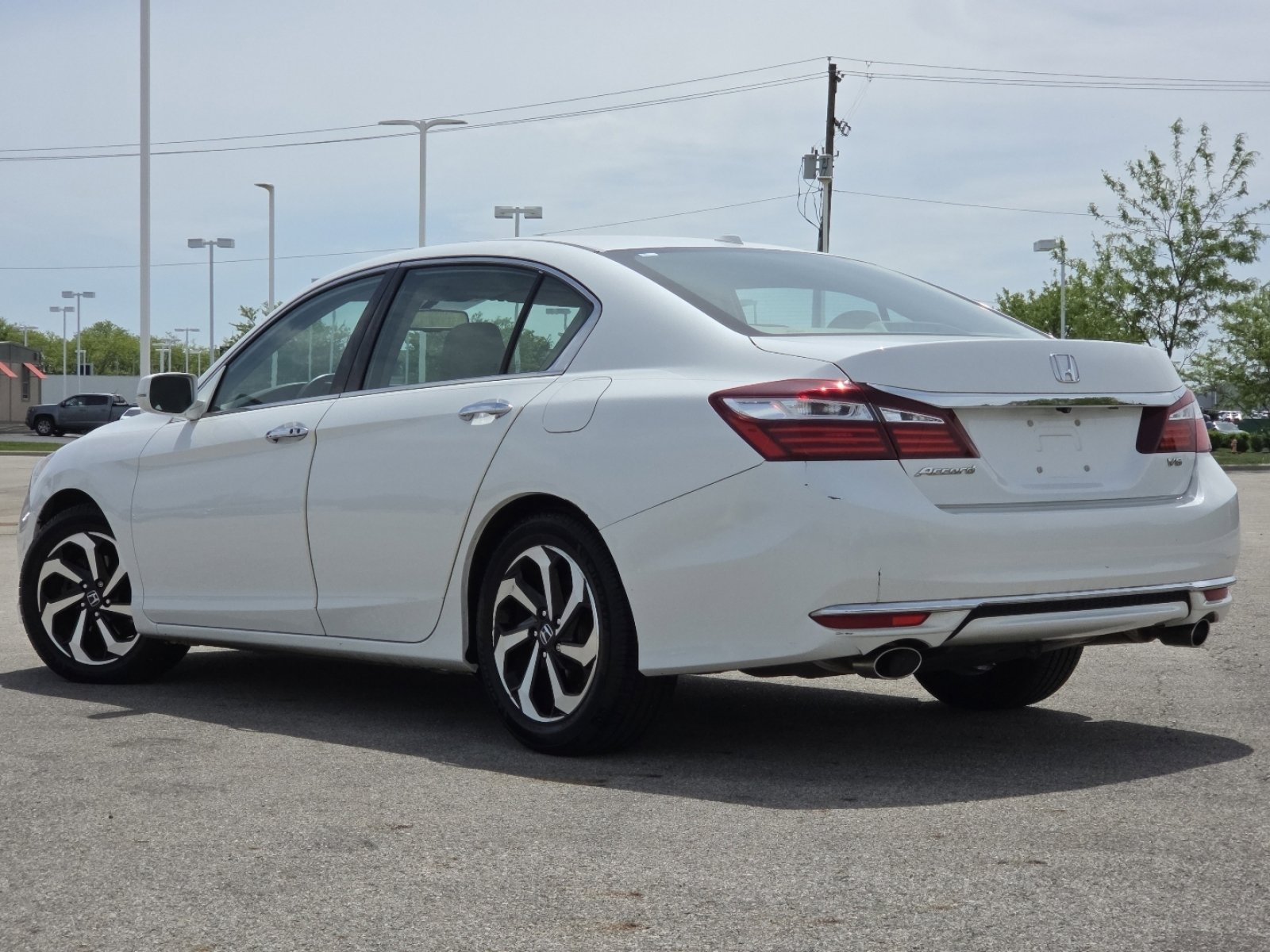 Used 2016 Honda Accord EX-L image 14