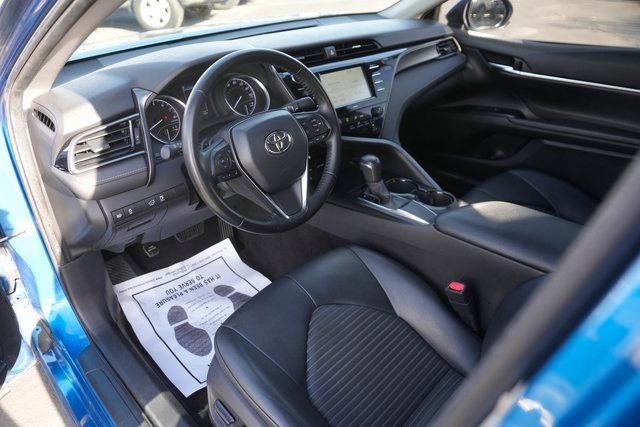 Used 2020 Toyota Camry SE image 8