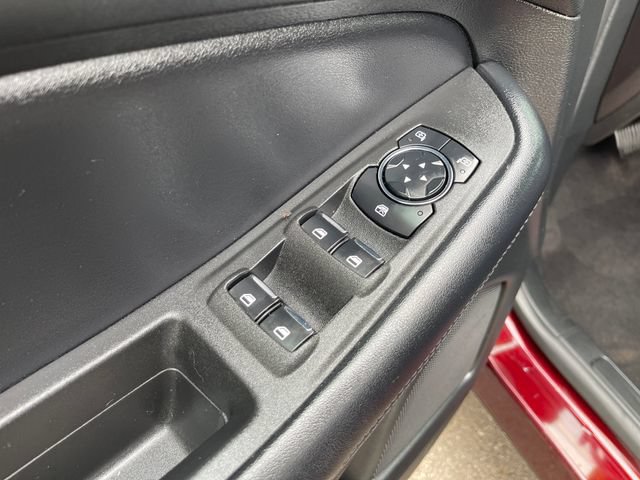 Used 2023 Ford Edge SEL AWD/4WD image 11