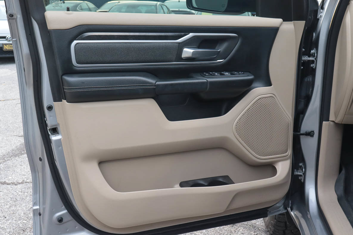 Used 2020 RAM 1500 Big Horn AWD/4WD image 15
