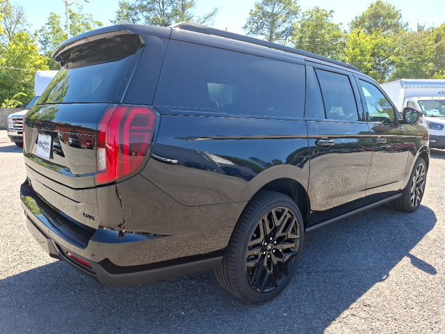 New 2027 Ford Expedition Max Platinum w/ Stealth Performance Package AWD/4WD image 3