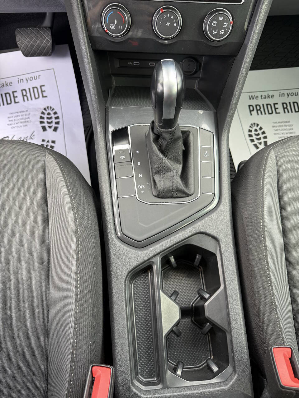 Used 2020 Volkswagen Tiguan S FWD image 17