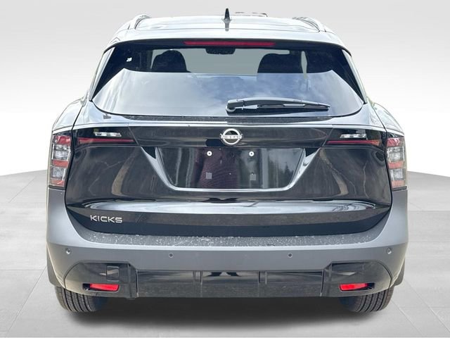 New 2026 Nissan Kicks SV image 7