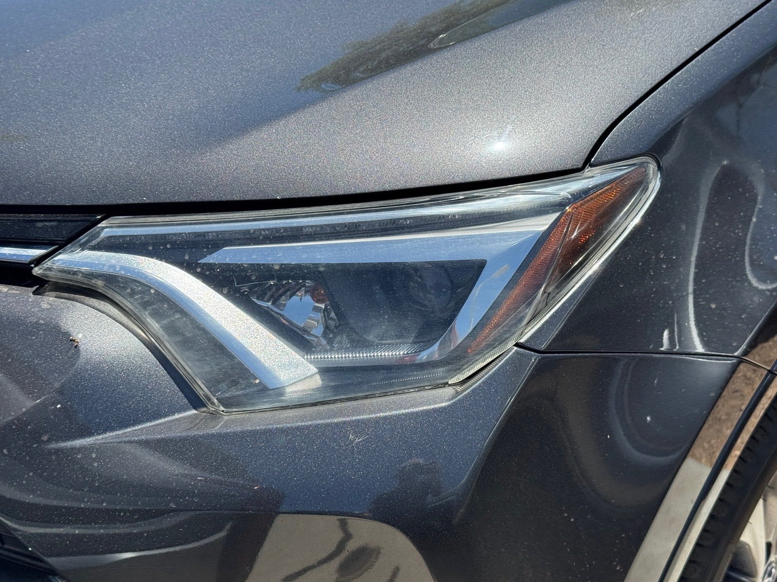 Used 2017 Toyota RAV4 Platinum FWD image 6