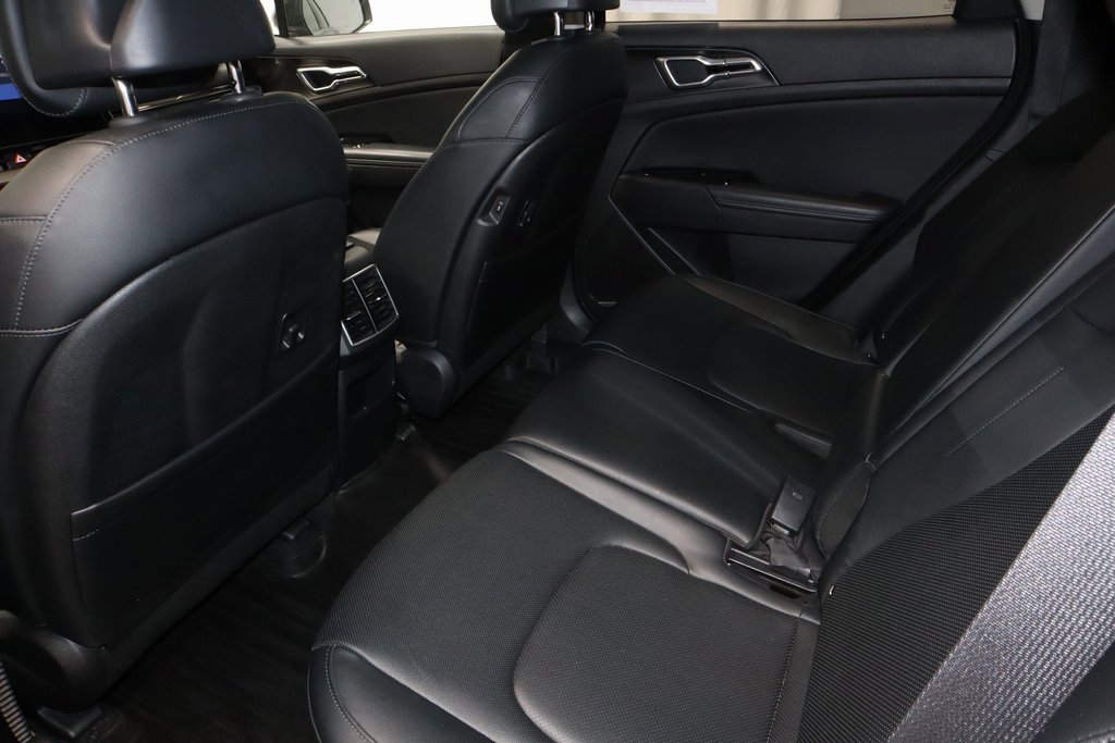 Used 2023 Kia Sportage EX image 20