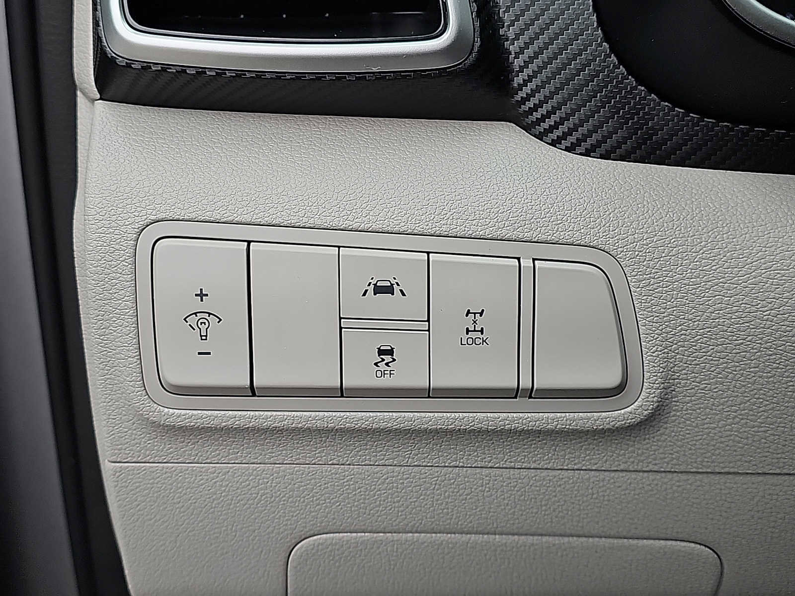 Used 2020 Hyundai Tucson SE image 24