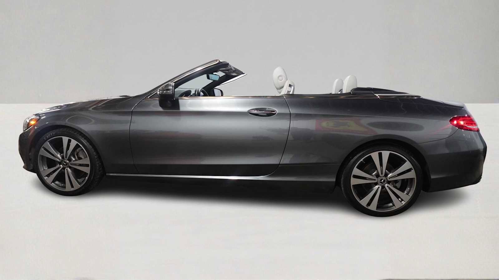 Used 2017 Mercedes-Benz C 300 Cabriolet image 18