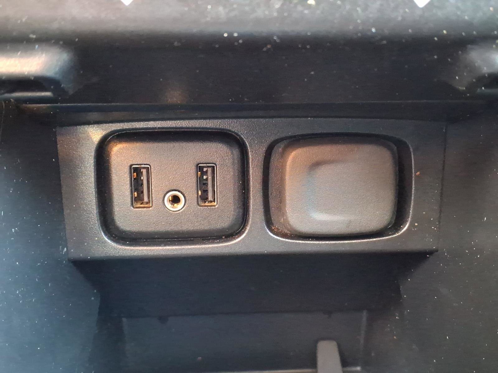 Used 2018 Buick Encore Preferred FWD image 14