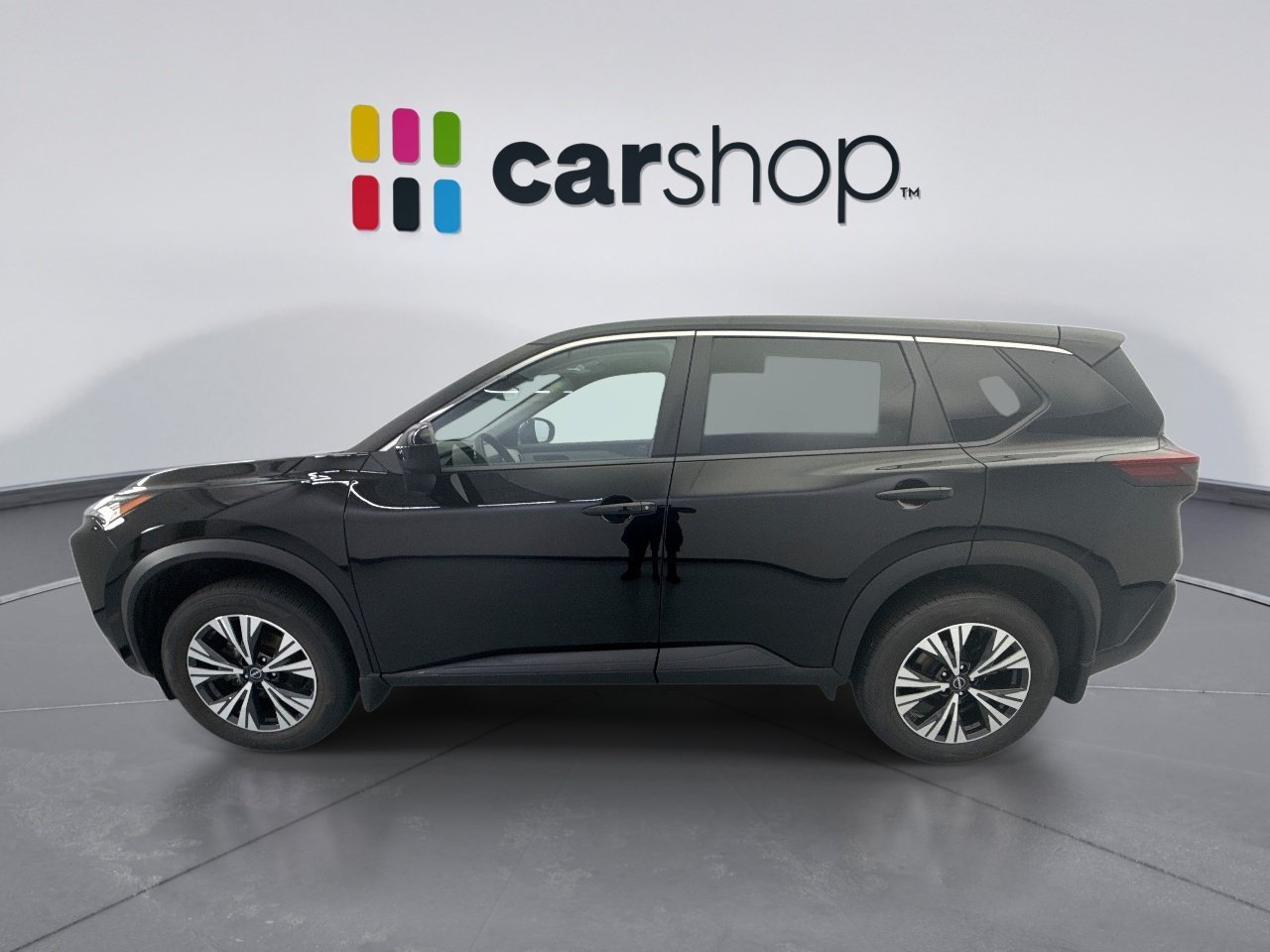 Used 2023 Nissan Rogue SV AWD/4WD image 2
