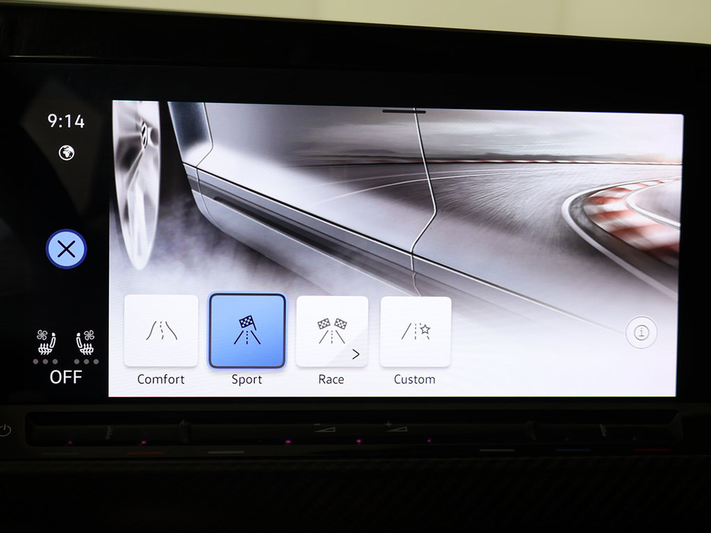 Used 2024 Volkswagen Golf R AWD/4WD image 56