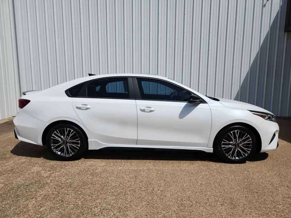 Used 2023 Kia Forte GT-Line w/ GT-Line Premium Package FWD image 25