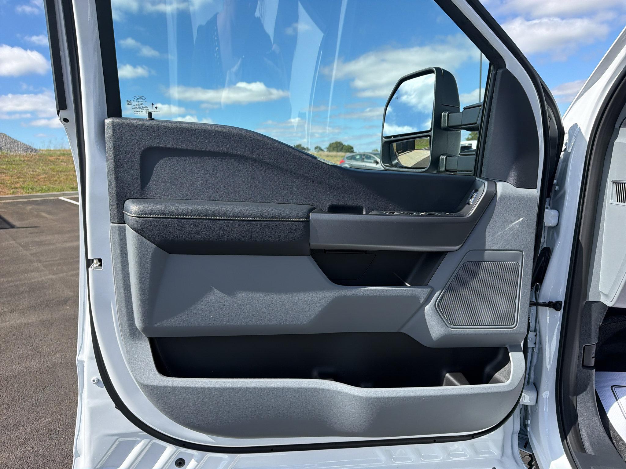 New 2027 Ford F250 XLT AWD/4WD image 9