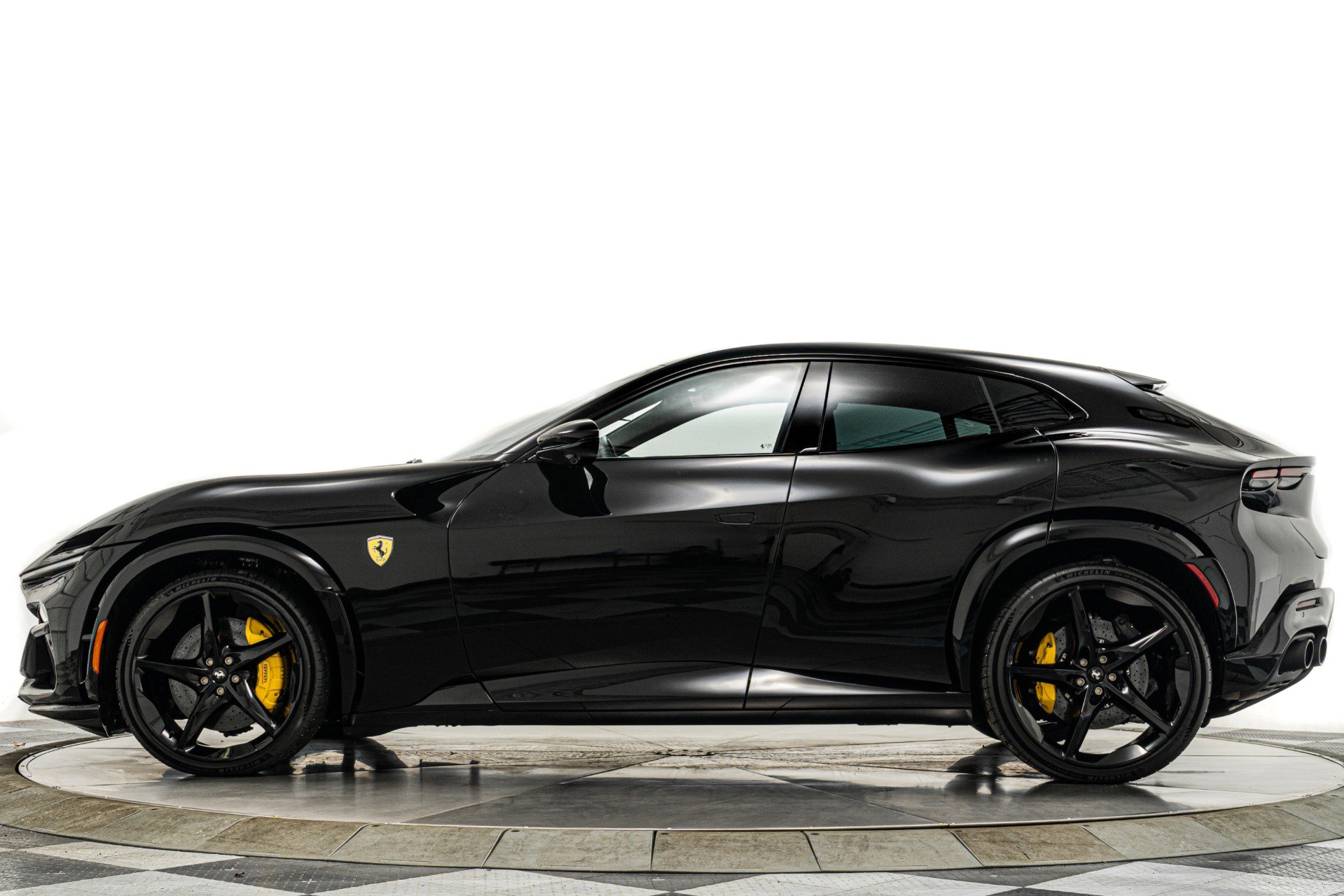 Used 2025 Ferrari Purosangue image 6