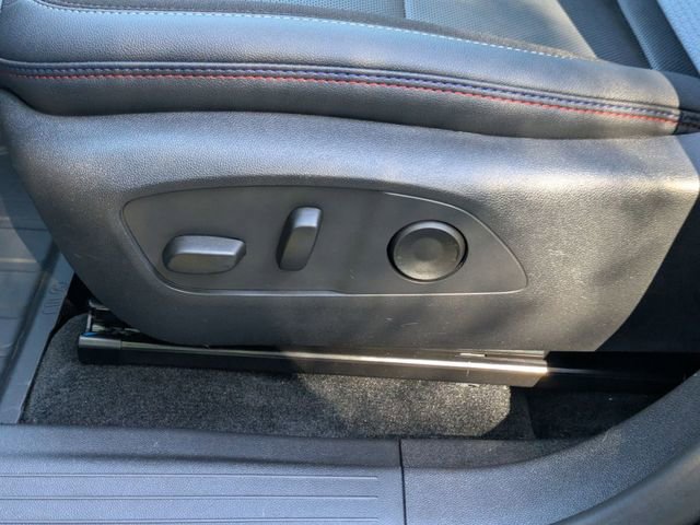 New 2025 Chevrolet Equinox EV RS image 11