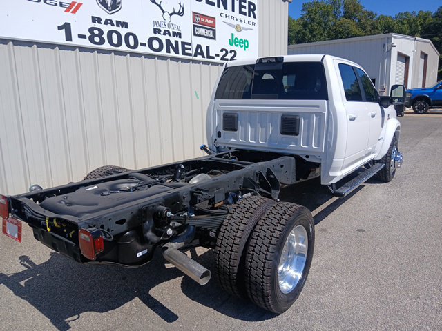 New 2027 RAM 5500 4x4 Crew Cab w/ Laramie Trim Package image 3