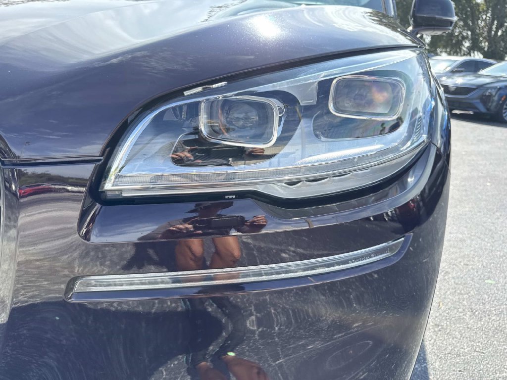 Used 2023 Lincoln Aviator Reserve w/ Equipment Group 201A RWD image 9