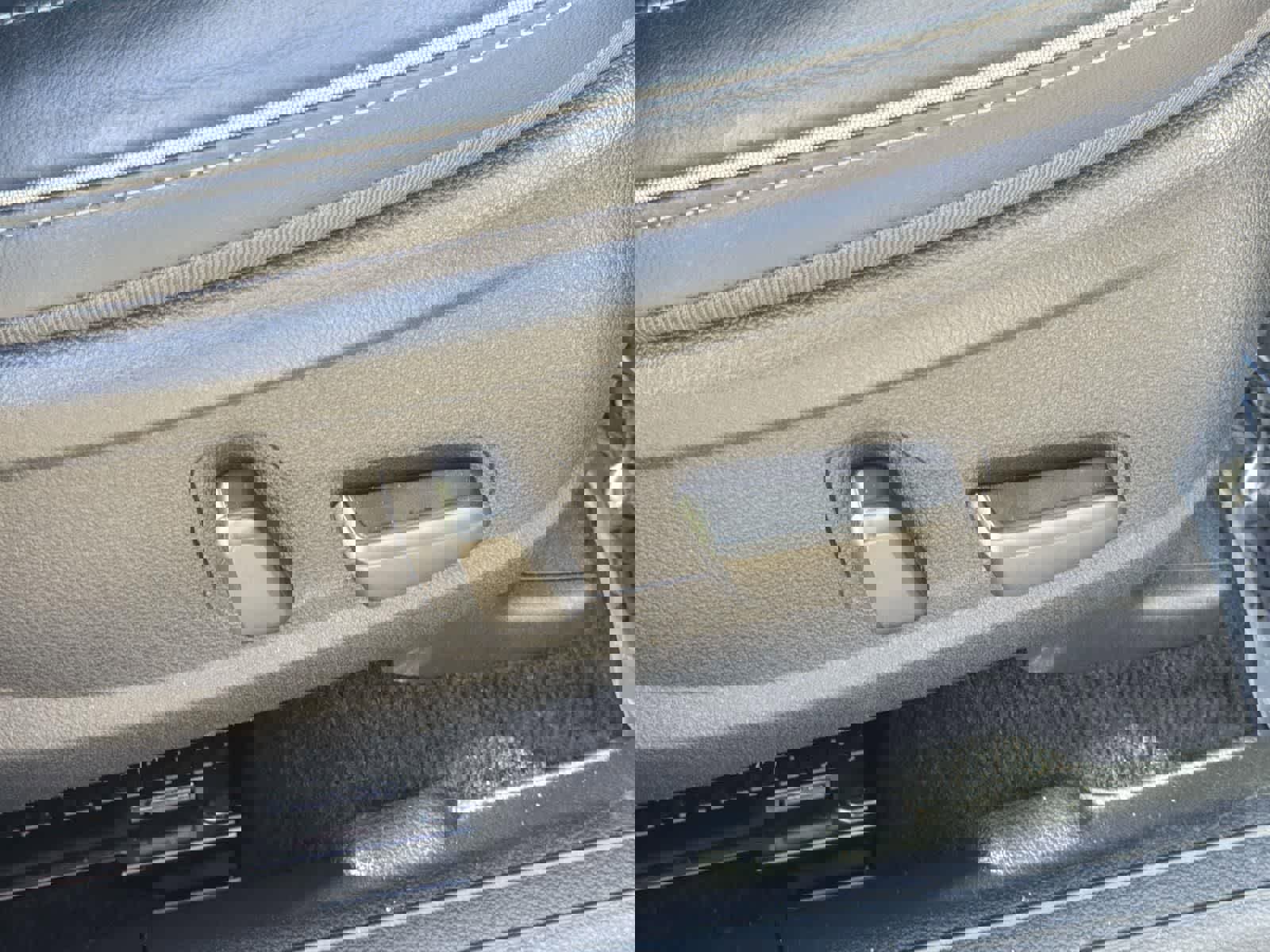 Used 2021 Hyundai Santa Fe Limited image 37