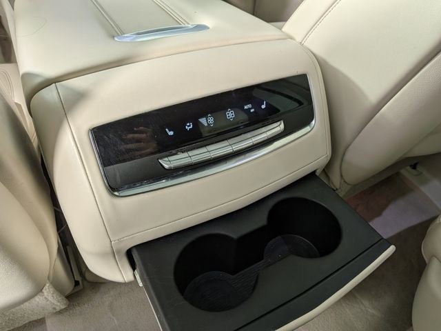 Used 2021 Cadillac Escalade ESV Sport Platinum image 30