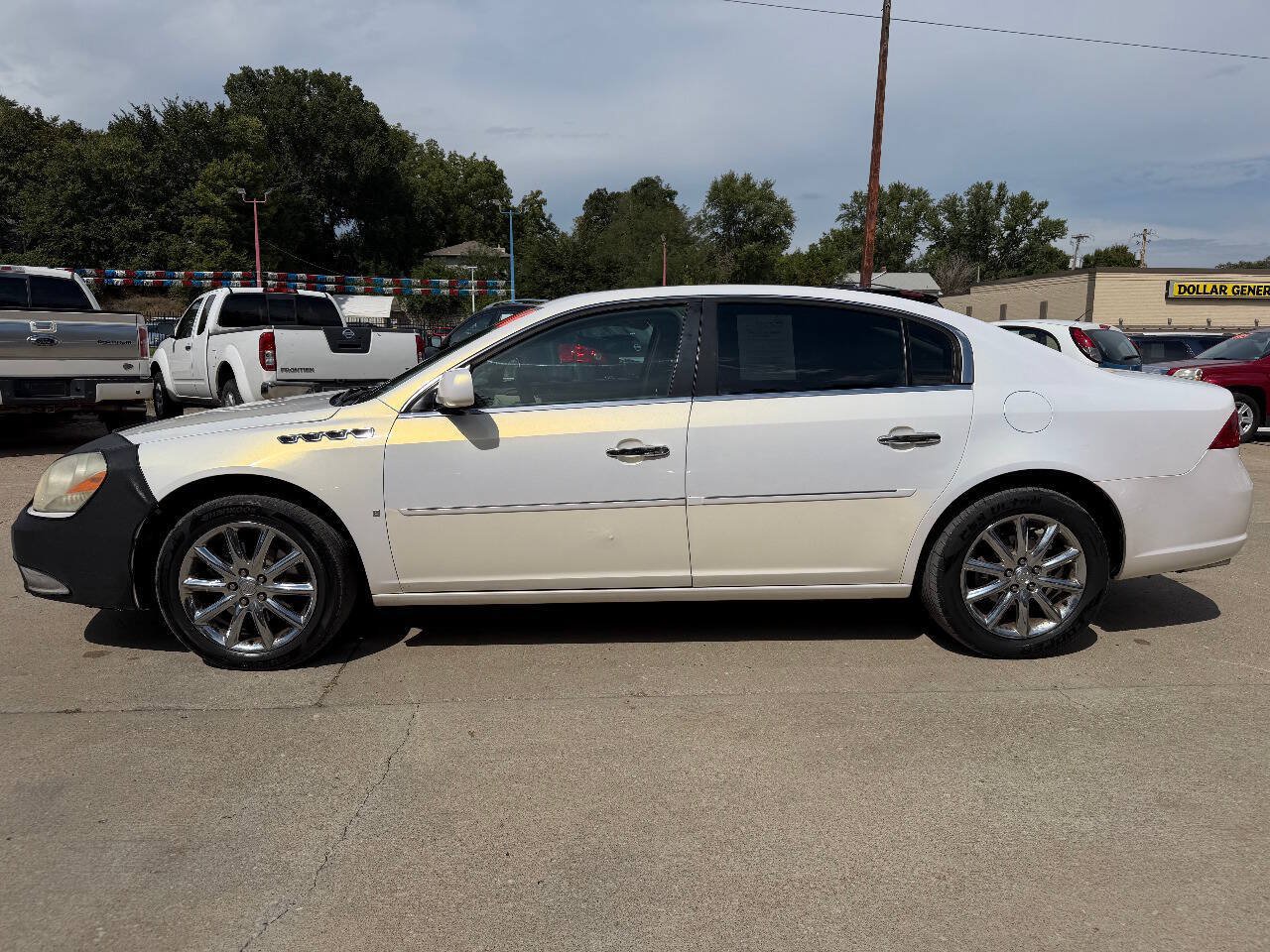Used 2006 Buick Lucerne CXS w/ Driver Confidence Package FWD image 4