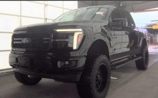 Used 2025 Ford F150 Lariat w/ Equipment Group 502A High AWD/4WD image 1