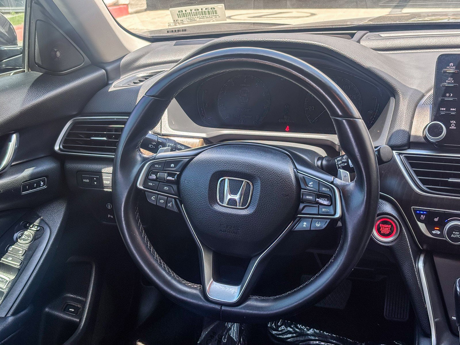Used 2018 Honda Accord Touring image 18