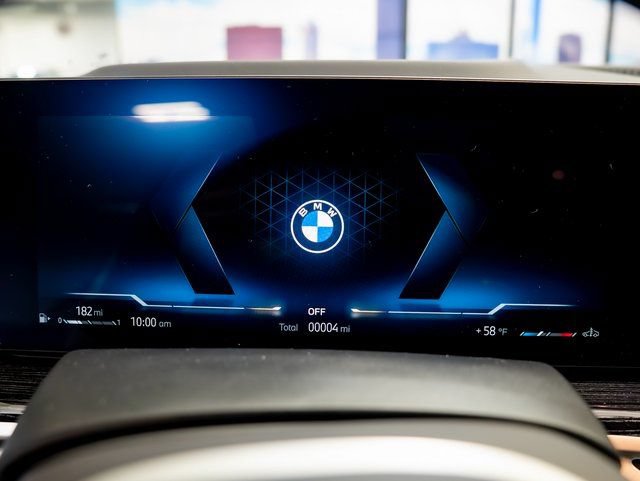 Used 2026 BMW X6 xDrive40i AWD/4WD image 17