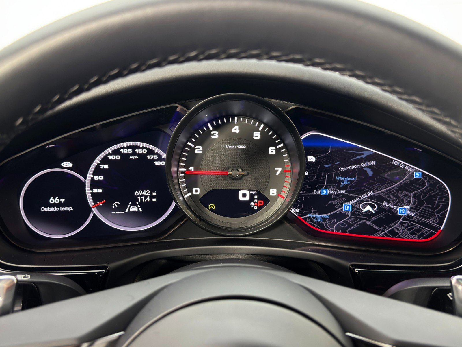 Used 2023 Porsche Panamera Platinum Edition w/ Smoking Package image 20