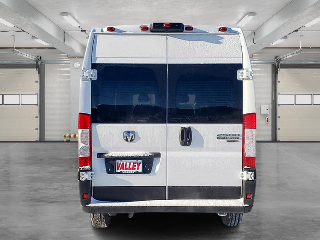 Used 2024 RAM ProMaster 2500 image 6