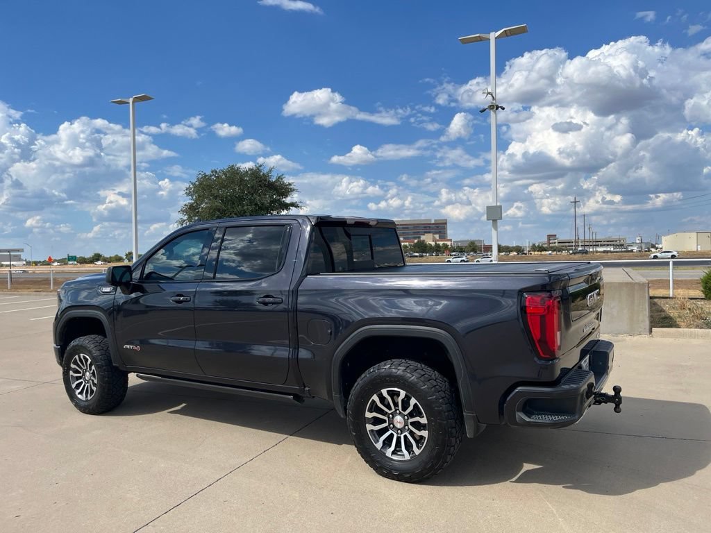 Used 2023 GMC Sierra 1500 AT4 w/ AT4 Premium Package AWD/4WD image 4