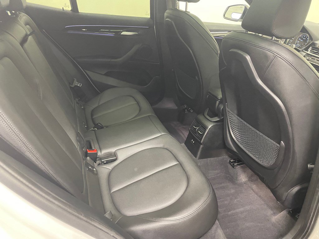 Used 2022 BMW X2 M35i w/ Shadowloine Package image 12
