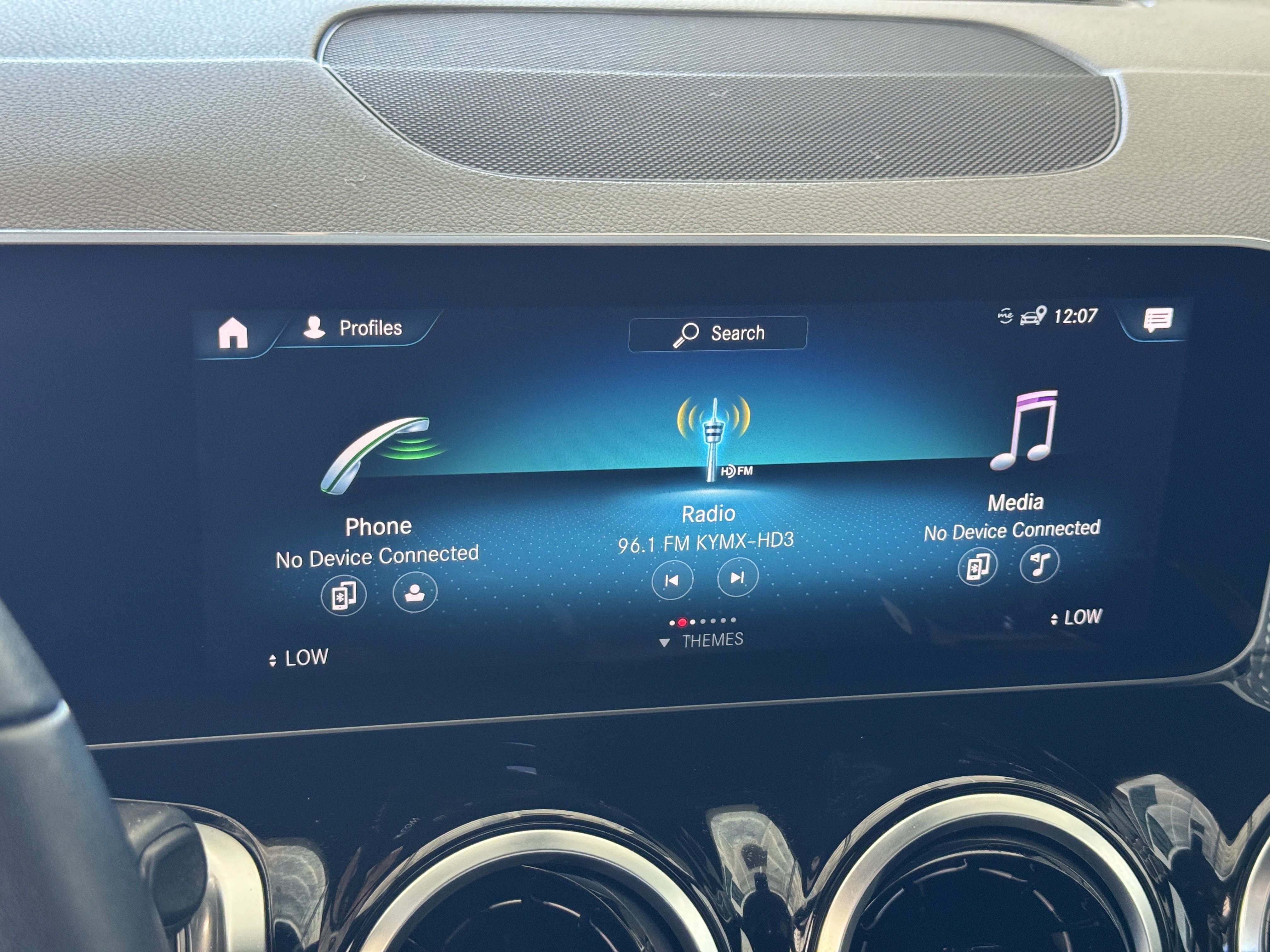 Used 2020 Mercedes-Benz GLB 250 4MATIC image 24