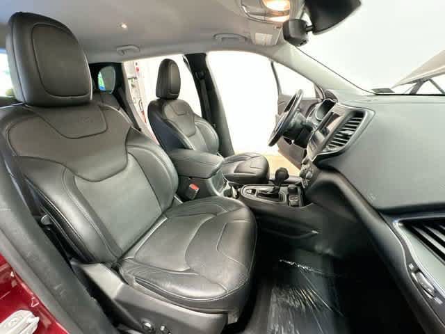 Used 2020 Jeep Cherokee Latitude Lux w/ Quick Order Package 26H Lux AWD/4WD image 22